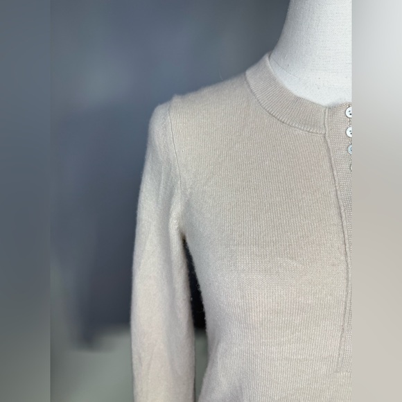 Theory Cashmere Sweater in Beige Ivory Button Front - Picture 3 of 6